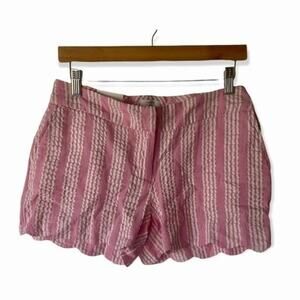 CROWN & IVY Womens Shorts Seersucker Scallop Hem Pink White Size 2 NWT